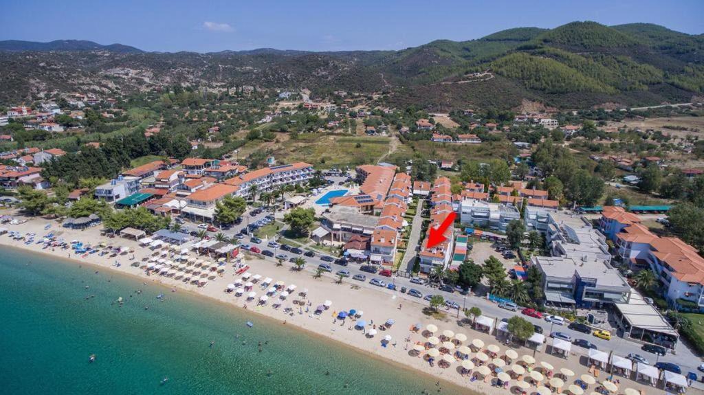 Just 20 Meters From The Beach Toroni Esterno foto