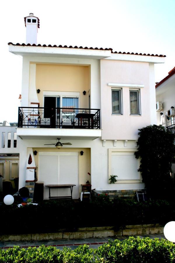 Just 20 Meters From The Beach Toroni Esterno foto