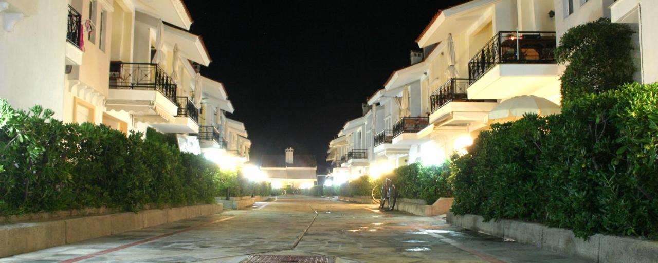 Just 20 Meters From The Beach Toroni Esterno foto